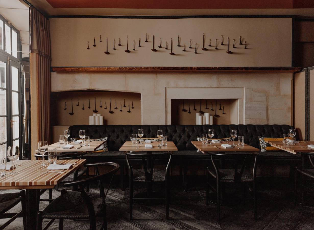 No 15 By Guesthouse, Бат Экстерьер фото Restaurant interior