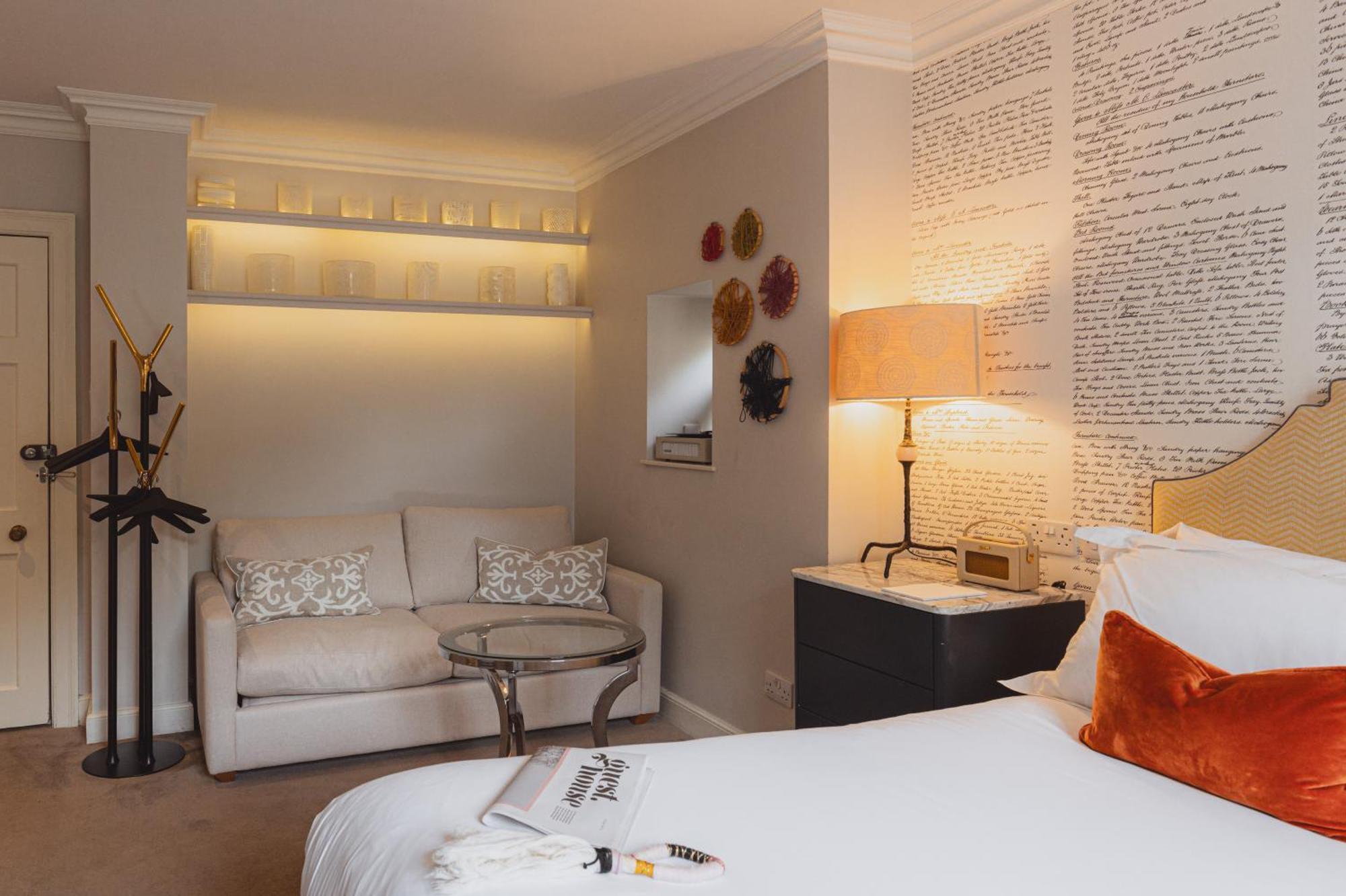 No 15 By Guesthouse, Бат Экстерьер фото A room at the hotel