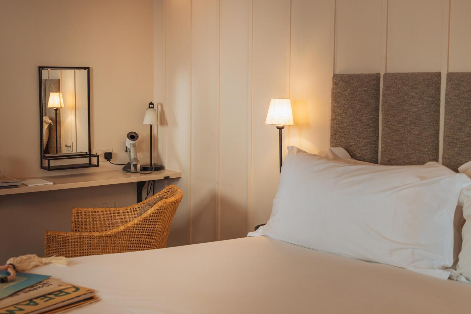 No 15 By Guesthouse, Бат Экстерьер фото A room at the hotel
